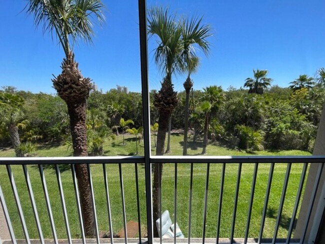 Building Photo - Beautiful Townhouse in Downtown Tampa