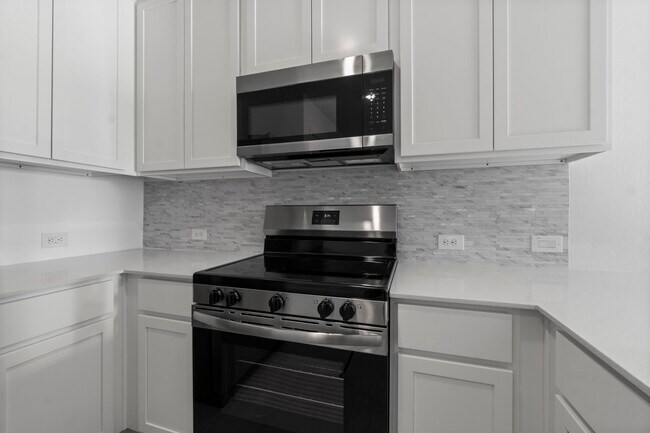 Building Photo - 16031 Tallis Dr