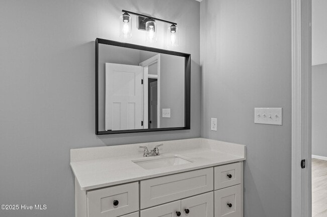 Building Photo - 149 Long Pond Lp