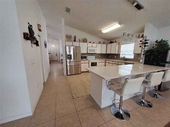 Building Photo - 944 Lockbreeze Dr