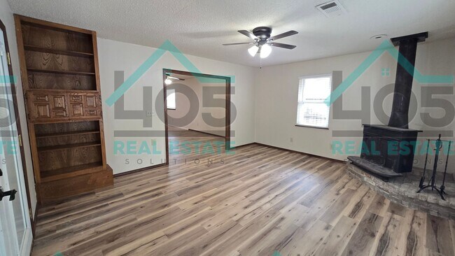 Building Photo - 3 Bed Rental in Norman