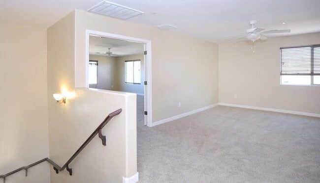 Building Photo - Amazing 2-Story Home