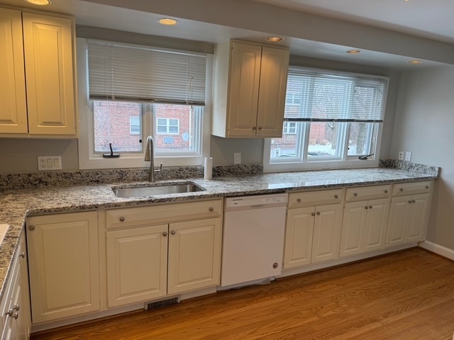 Building Photo - 5411 Houghton Pl