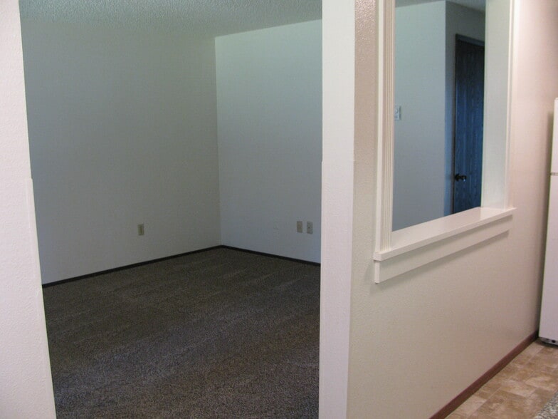 Building Photo - 11007 66th Ave E