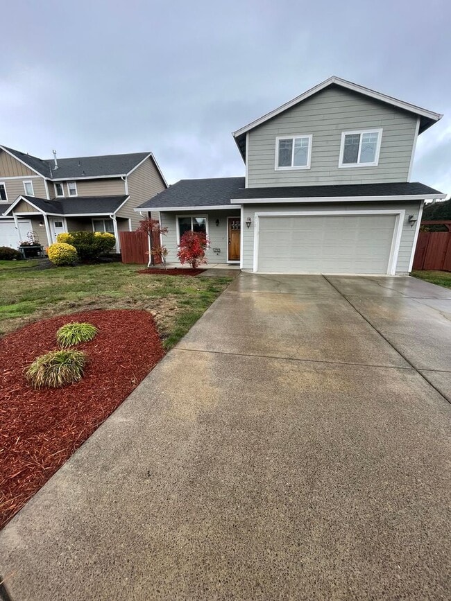 Building Photo - ** MOVE IN SPECIAL** 4 Bedroom House in Jefferson!