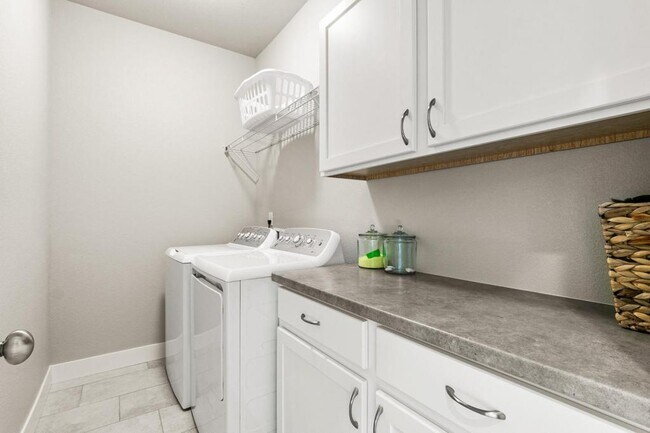 Building Photo - 2486 Trio Falls Dr