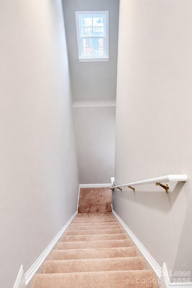 Building Photo - 116 Morning Mist Ln