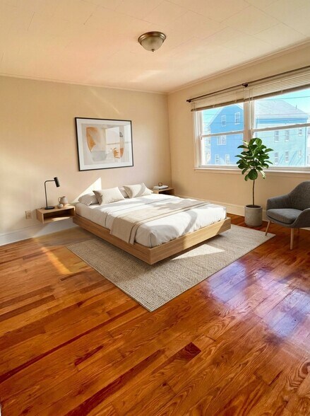 Building Photo - 45 Slater St