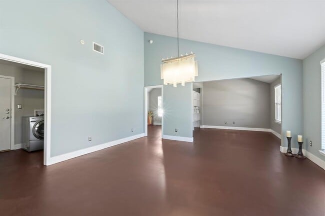 Building Photo - 3104 Candlelight Ct