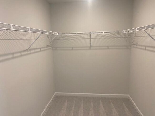 Building Photo - 5041 Arkose Dr