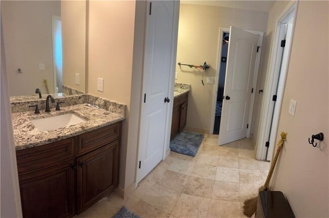 Building Photo - 9830 Autry Falls Dr