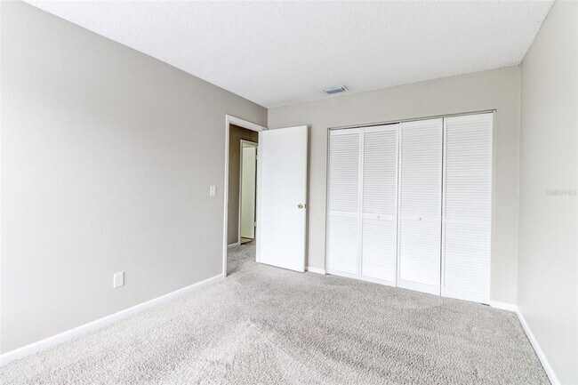 Building Photo - 10315 Fernbrook Ln