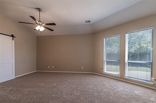 Building Photo - 15310 Redbud Dale Ct