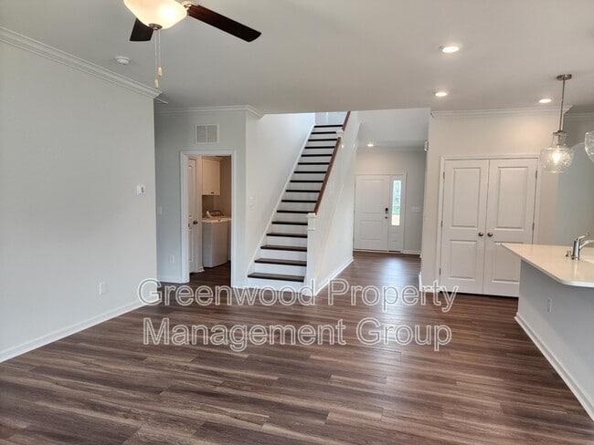 Building Photo - 6217 Cadence Dr