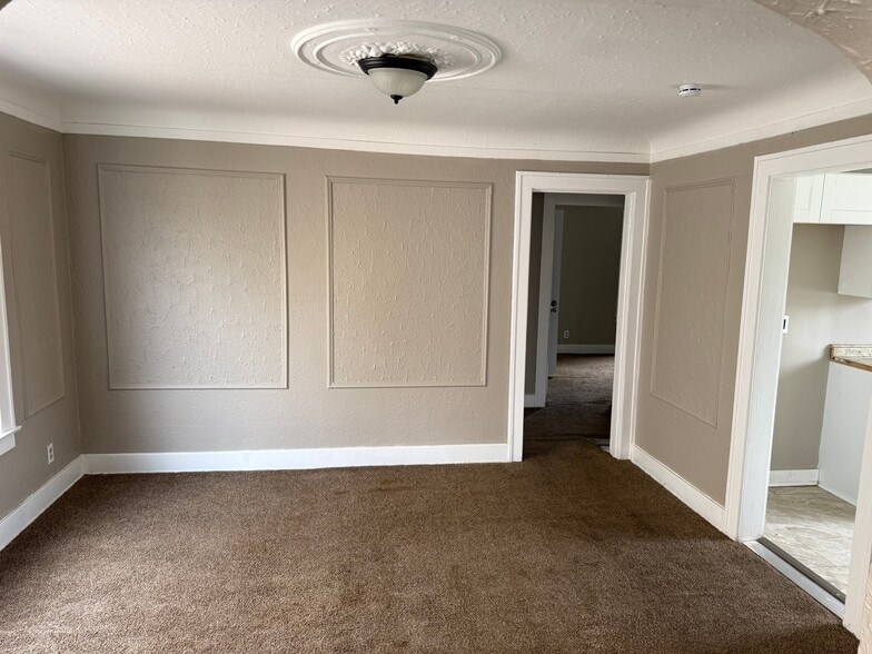 Building Photo - 16728 Woodingham Dr
