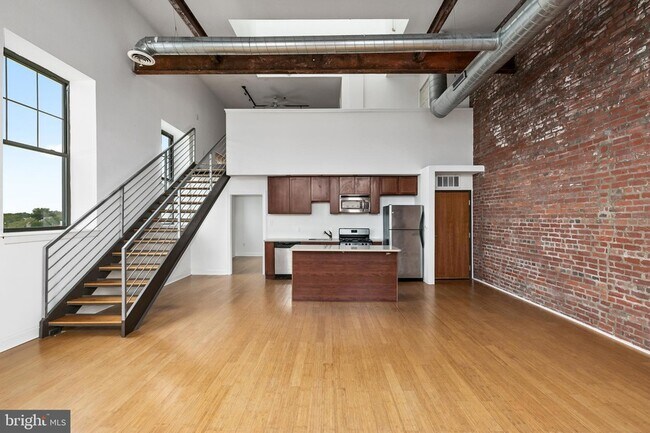 Building Photo - 1637-39-1639 Poplar St