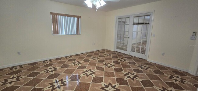 Building Photo - 17594 SE 95th Cir