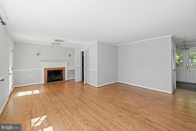 Building Photo - 39225 Foxhill Rd
