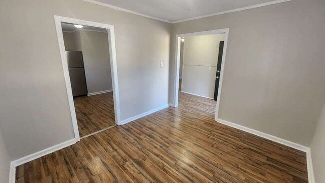 Building Photo - 112 Second St SW