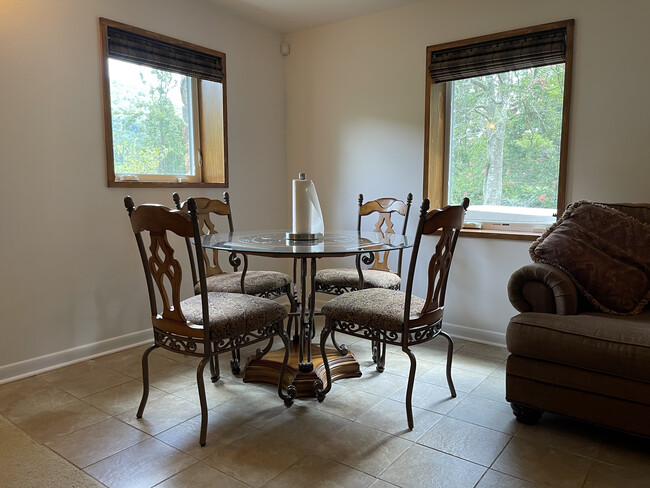 Glass Table & Cushioned Steel Chair Set - 336 Chunns Cove Rd