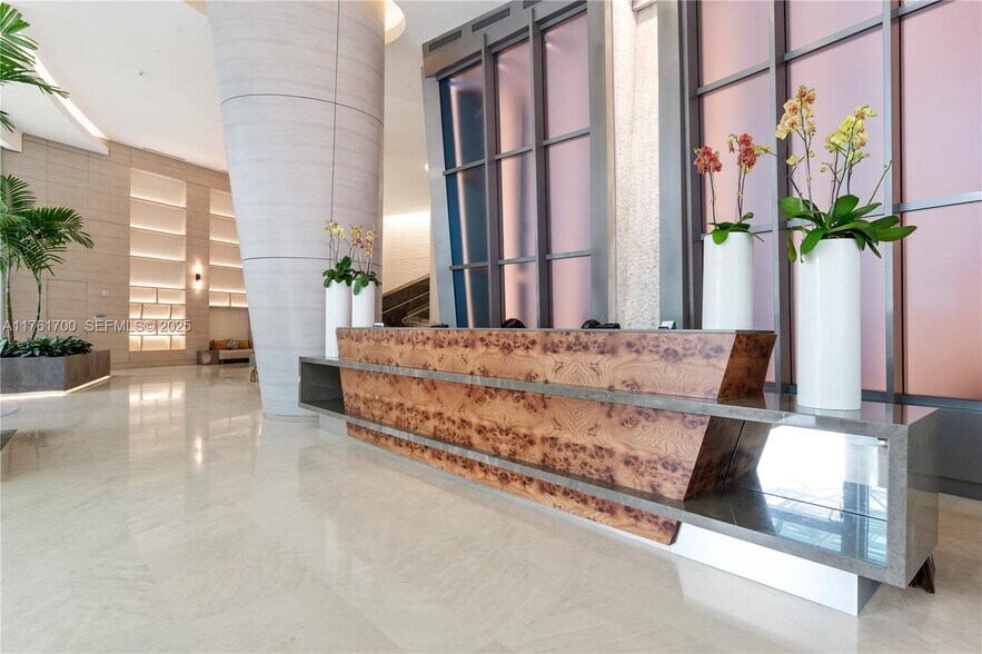 Building Photo - 18201 Collins Ave