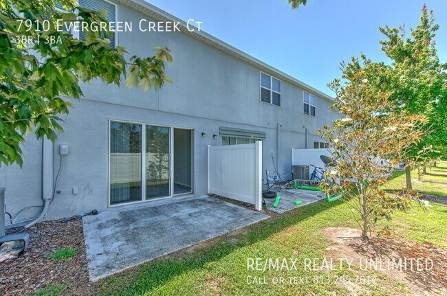Building Photo - 7910 Evergreen Creek Ct