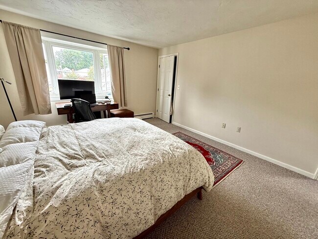 Building Photo - 43 Edenfield Ave