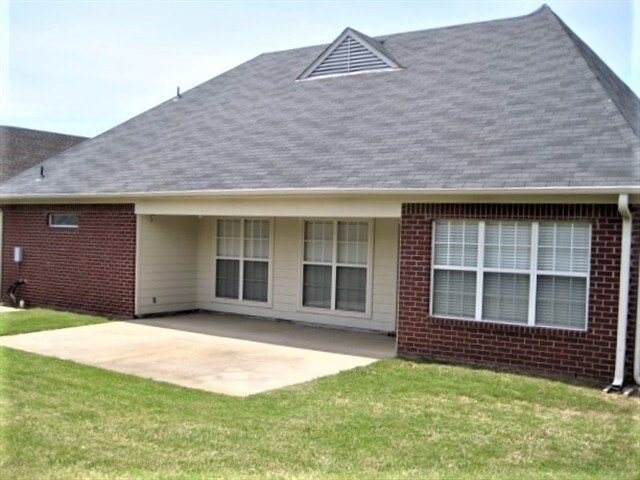 Building Photo - 5650 Truman Cove