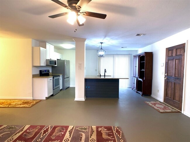 Building Photo - 2810 Kilkierane Dr