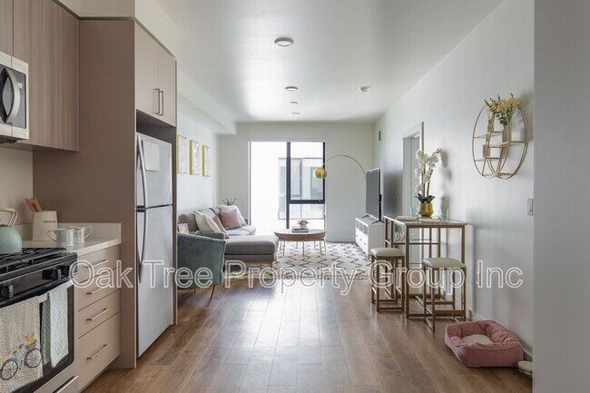 Building Photo - 532 Union St