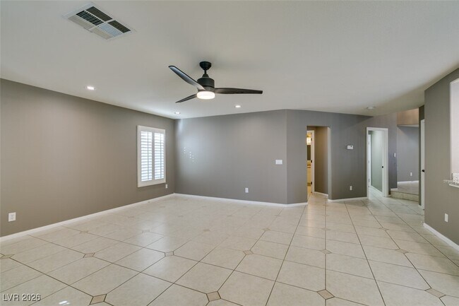 Building Photo - 685 Lynmar Ct