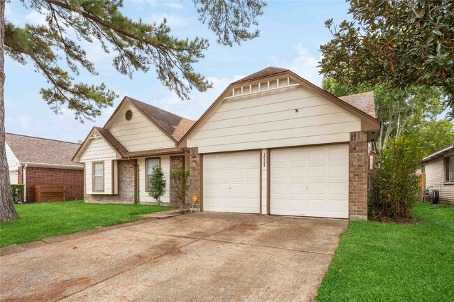Building Photo - 20323 Pinefield Ln