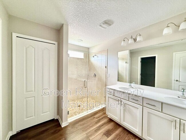 Building Photo - 278 Pickett Dr