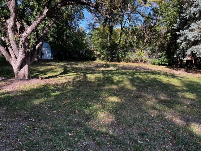 Building Photo - 3 Bed/1 Bath Ranch for rent in Brandon!