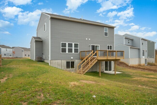 Building Photo - Brand New Construction in well-kept HOA community