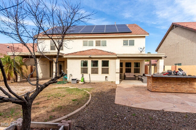 Building Photo - 2425 E Westchester Dr