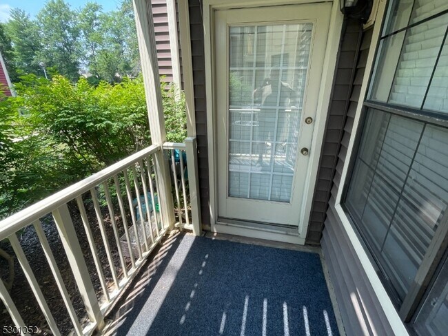 Building Photo - 181 Blew Ct