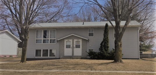 Building Photo - 1235 Thiher Dr