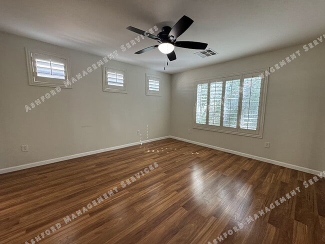 Building Photo - Beautiful 3 Bed + Loft Home in North Phoen...