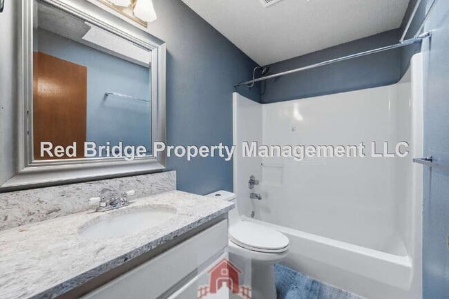 Building Photo - 13571 SW Uplands Dr