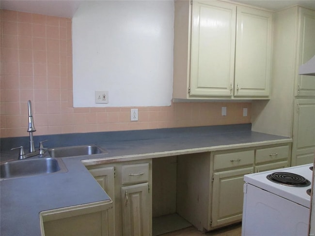 Building Photo - Move in Ready