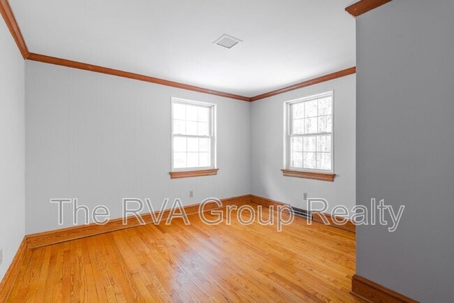 Building Photo - 36 Ferndale Drive