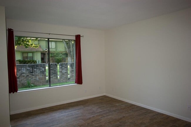 Building Photo - 5031 Fort Clark Dr