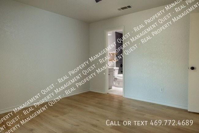 Building Photo - 1224 Mockingbird Ln