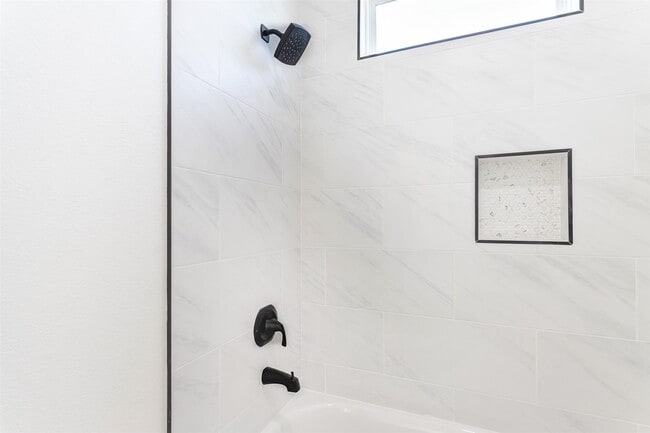 Building Photo - 4008 Bennington St