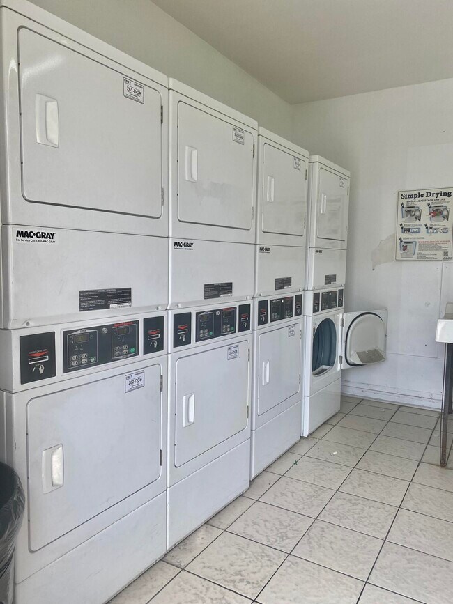 Building Photo - 1500 N Congress Ave