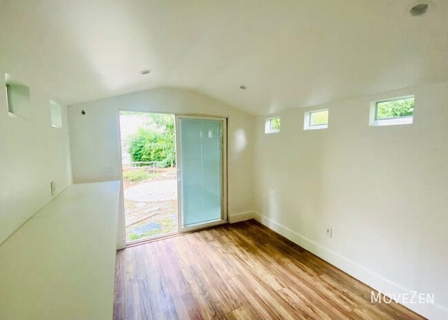 Building Photo - 2305 Hoot Owl Ct