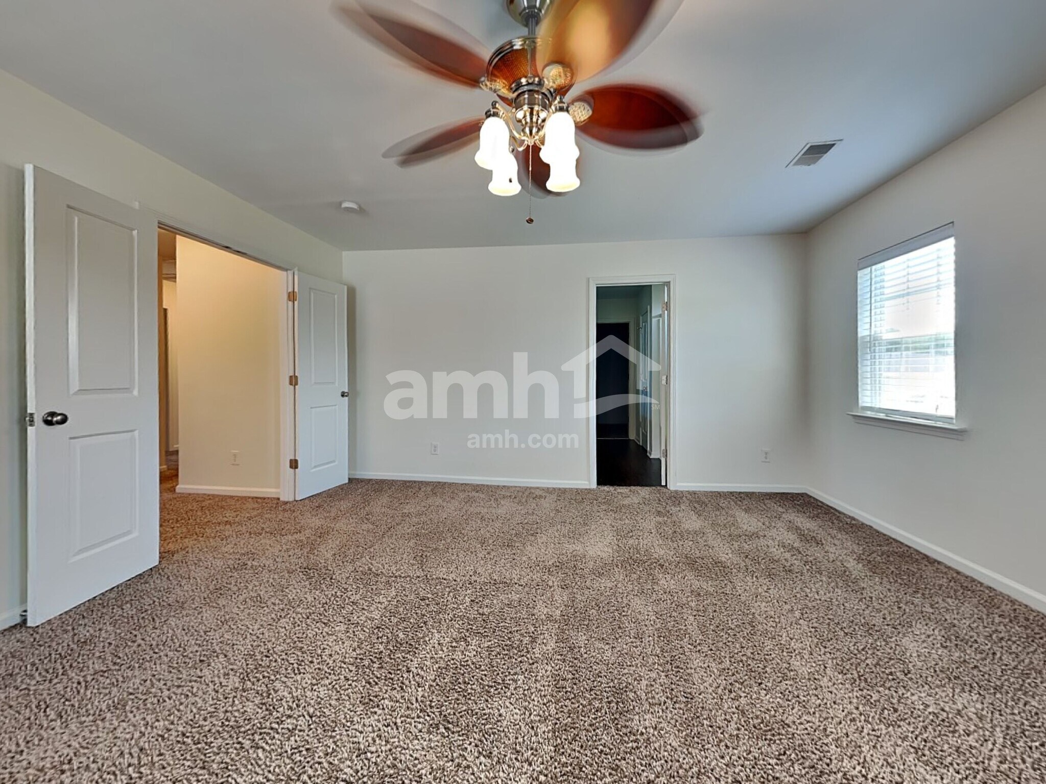 Building Photo - 407 Pine Hill Ln