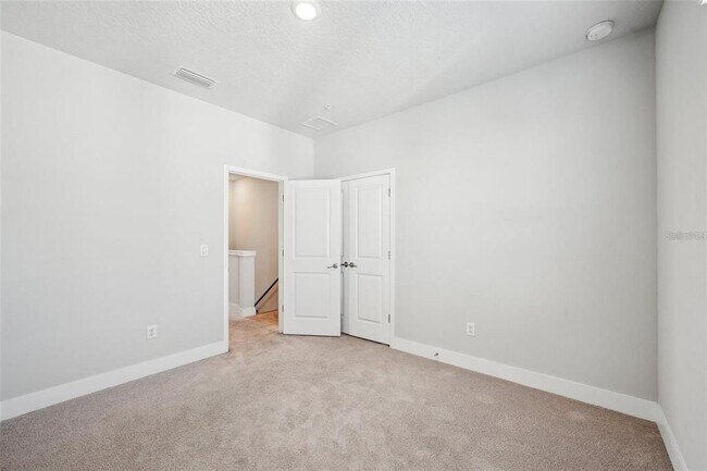 Building Photo - 2511 N Grady Ave
