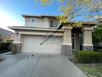 Building Photo - Charming 3-Bedroom Home in Desirable Folso...